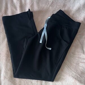 Figs Black Kade Cargo Scrub Pant-Petite